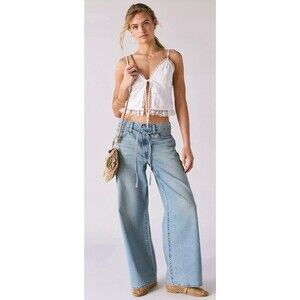 Levi's Premium XL Straight Women's High Rise Light Wash Blue Jeans Size 27